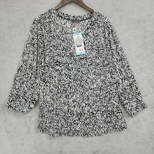 NWT Vince Camuto 3X Blouse Printed V neck Long sleeve